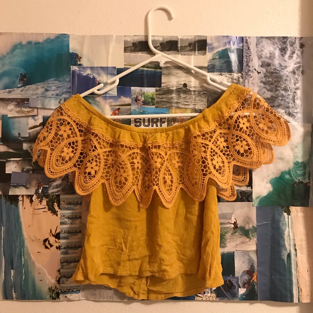 Cropped off the shoulder shirt